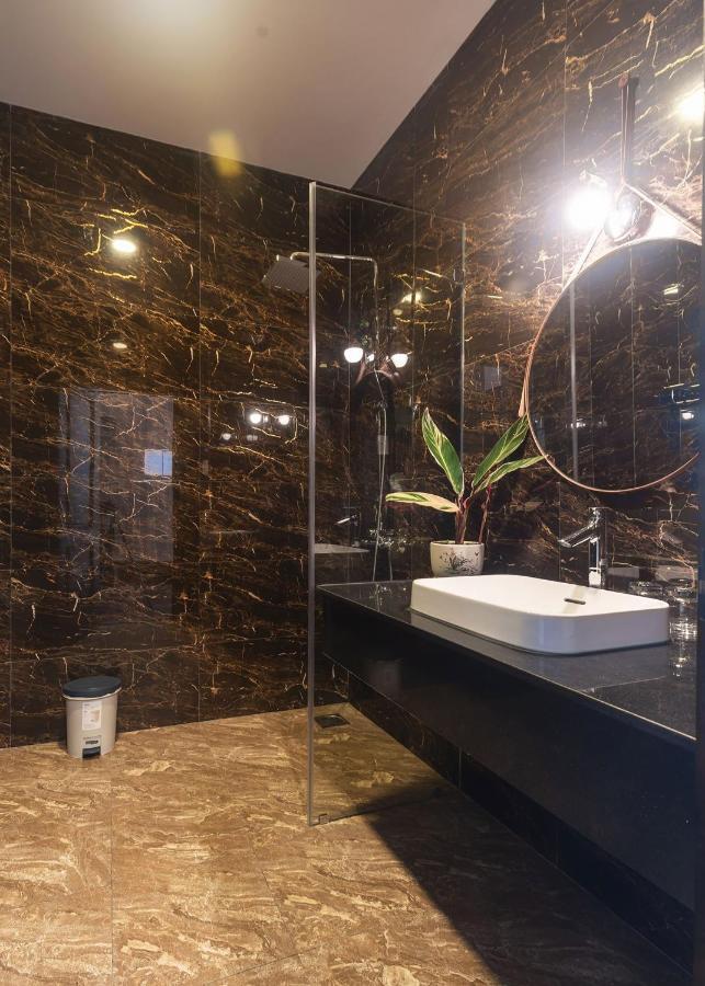 Msing Dalat Hotel Экстерьер фото